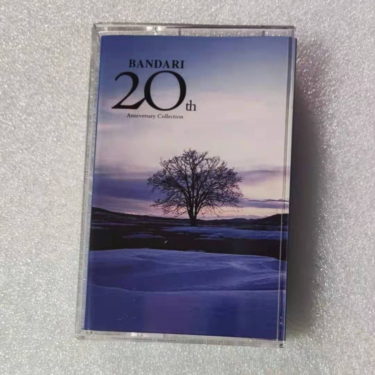 คอลเลกชันครบรอบ 20 ปี บันดาริ  - Musical Instrument With A บทวิจารณ์และราคา